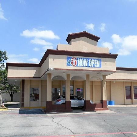 Motel 6 Sherman, Tx Bagian luar foto