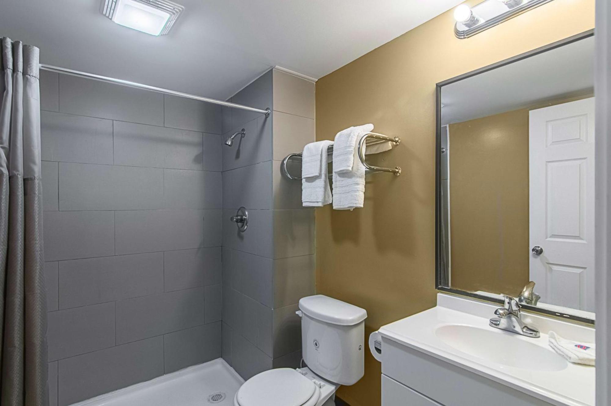 Motel 6 Sherman, Tx Bagian luar foto